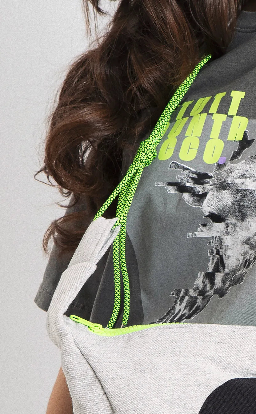 Bolsa Quase Poesia, crossbody, cinza – foto 3