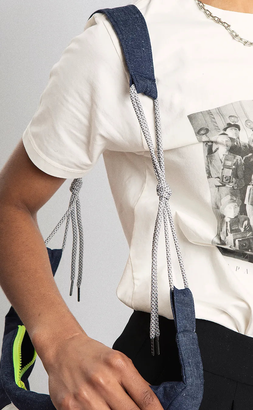 Bolsa Quase Poesia, crossbody, jeans – foto 3