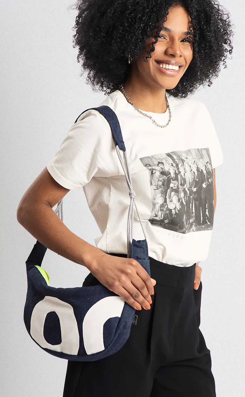 Bolsa Quase Poesia, crossbody, jeans – foto 6