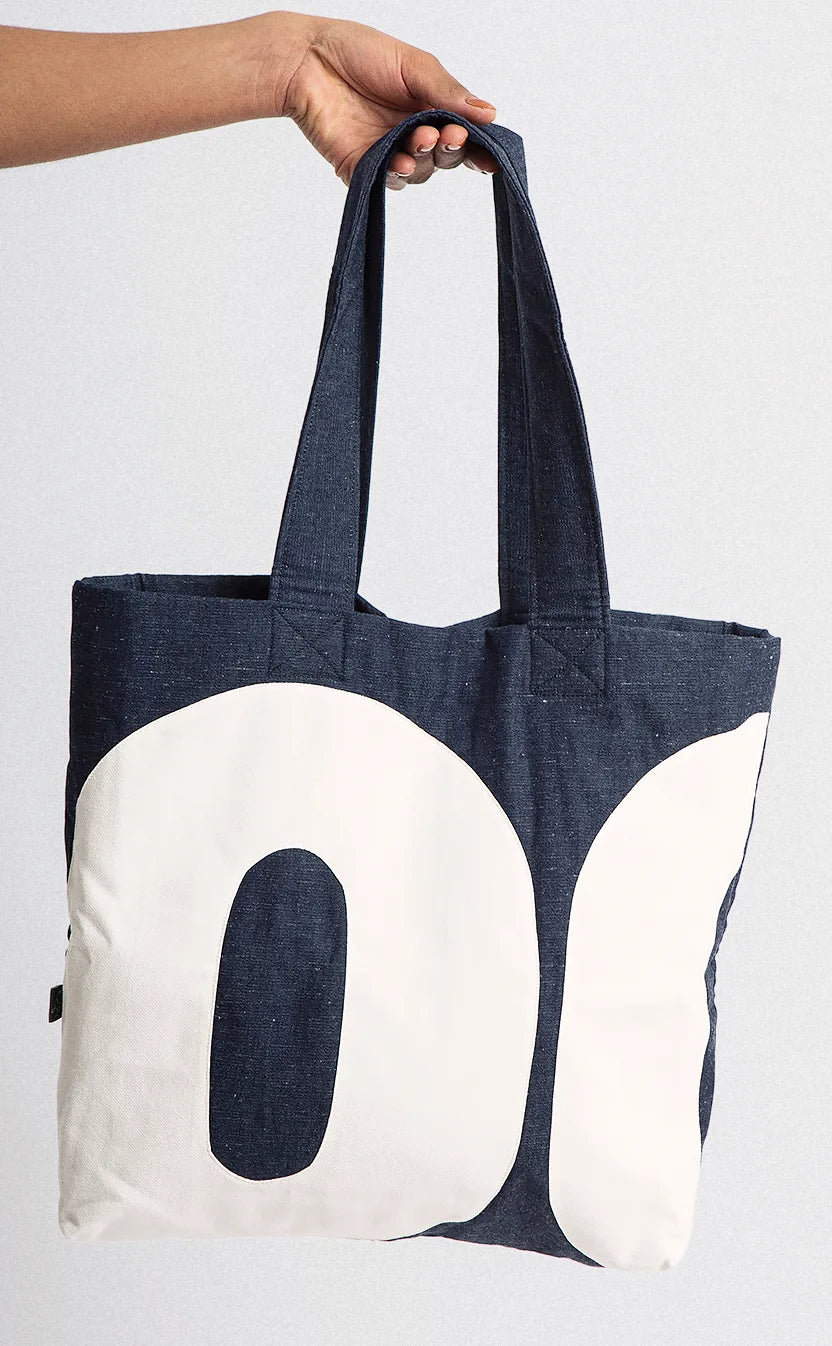 Bolsa Quase Poesia, tote, jeans – foto 3