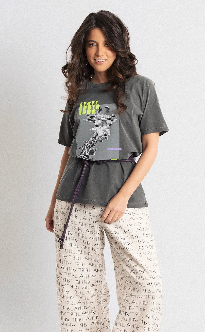 Camiseta È Tutto un Trucco – foto 6